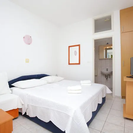 Apartment Family Friendly Seaside Podstrana, Split - 23954
