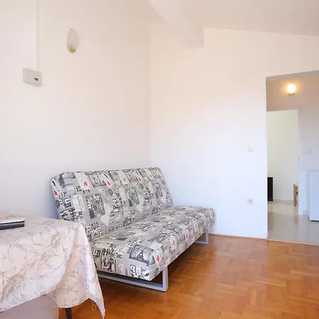 Apartment Family Friendly Seaside Podstrana, Split - 23954