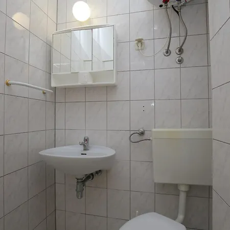 Διαμέρισμα Family Friendly Seaside Podstrana, Split - 23954 Ποντστράνα